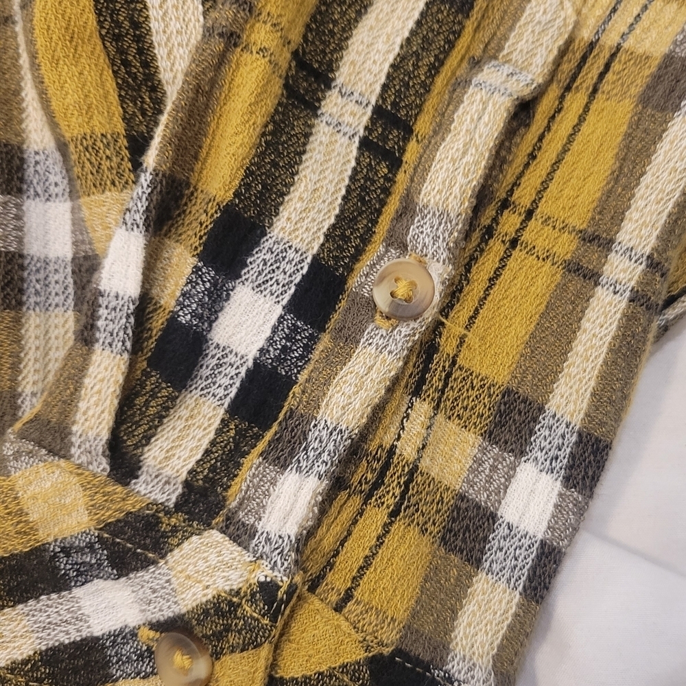 Sonoma Women's Yellow Plaid Button Down Shirt - Picture 5 of 6